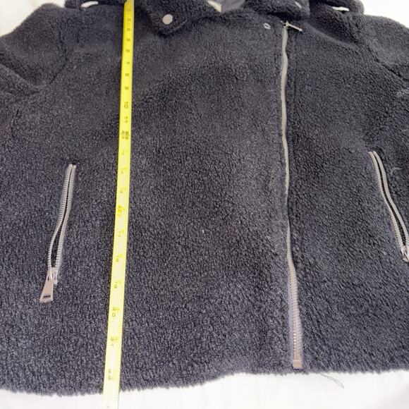 Max Studio Moto Jacket Black Sherpa Cozy Cropped Ladies Size X-Large EUC - Picture 7 of 7